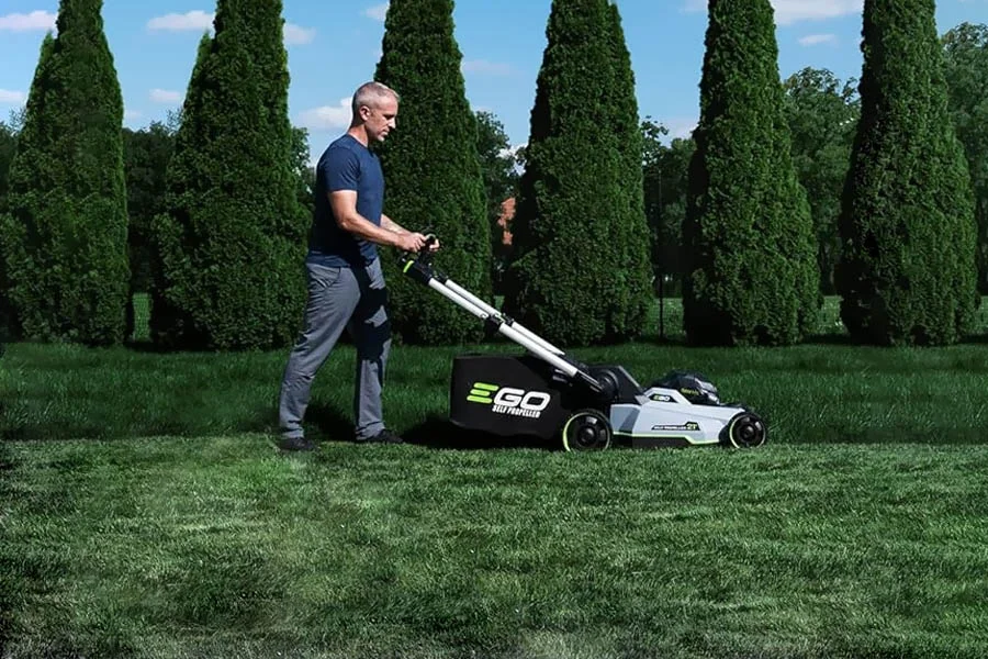 the best battery powered lawn mower